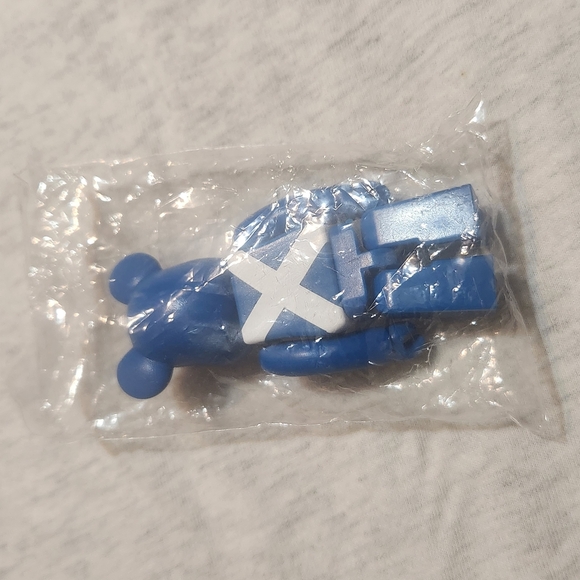 Blue Bear Keychain - Picture 1 of 2